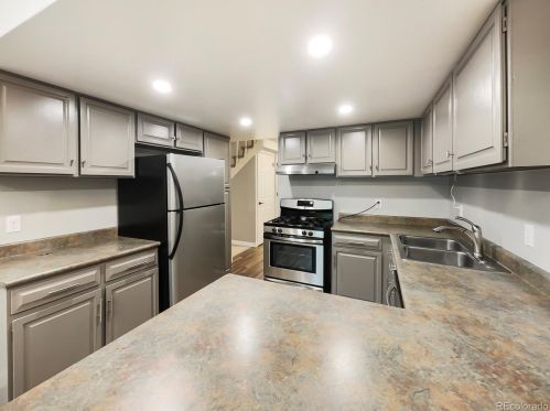 2863 Lansing Way, Aurora CO  80014-3006 exterior