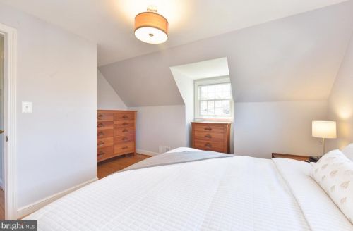 9305 Mintwood St, Silver Spring MD 20901-3523 exterior