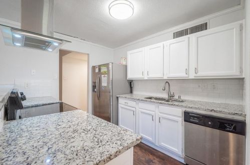 1004 Fort Worth St, Midlothian TX  76063-2114 exterior