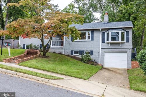 5409 31st St, Arlington VA  22207-1568 exterior