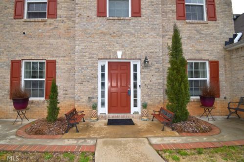 512 Gristmill Ln, Hampton, GA 30228-4927