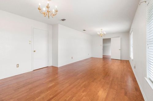 505 Bond St, Whitewright TX 75491-2210 exterior