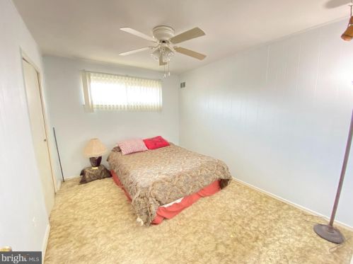 9504 Lawnsberry Ter, Silver Spring MD 20901-4714 exterior