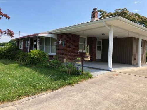 2239 Park Rd, Winfield, PA 17889-8735