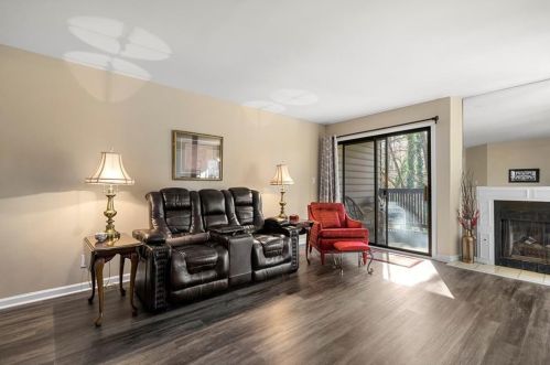 911 Garden Ct, Atlanta, GA 30328-4569