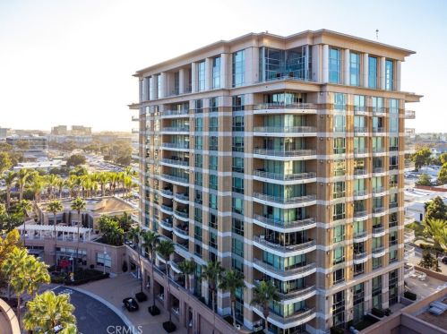 5082 Scholarship, Irvine CA  92612-5695 exterior