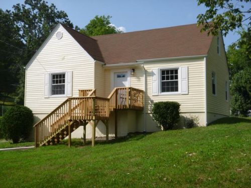 2903 Pope Dr, Chattanooga, TN 37404-6342