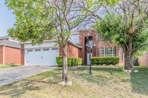 3354 Roddy Dr, Fort Worth, TX 76123-2065