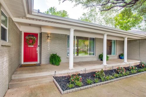 6813 Dwight St, Fort Worth TX  76116-8004 exterior