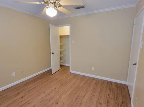 717 Lemons St, Cedar Hill TX 75104-7933 exterior