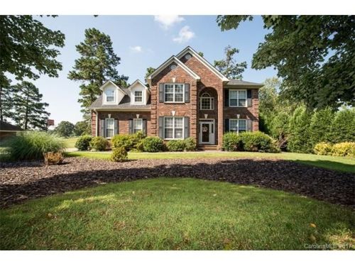 608 Wildwood Dr, Salisbury, NC 28146-7038