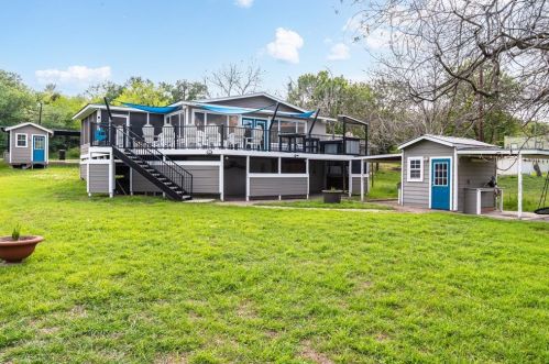 120 Erskine Fry, Seguin TX 78155 exterior