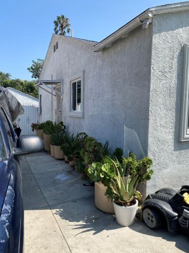 14522 Castlegate Ave, Compton, CA 90221-2410