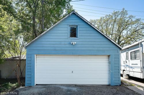 863 Bidwell St, Saint Paul MN  55118-5719 exterior