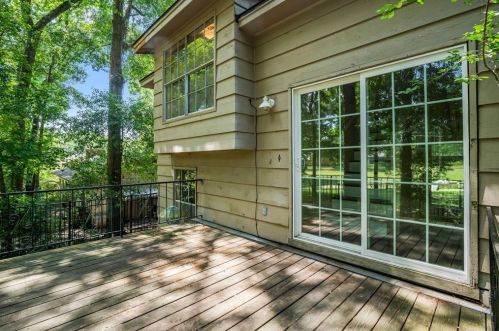 203 Deep Dl Ln, Conroe TX  77304-1249 exterior