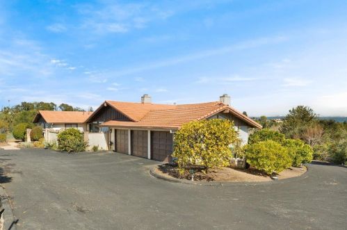 24601 Voorhees Dr, Los Altos, CA 94022-4621