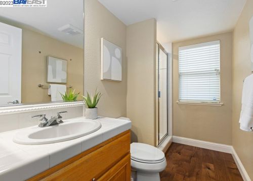 10864 Inspiration Cir, Pleasanton CA  94568-5562 exterior
