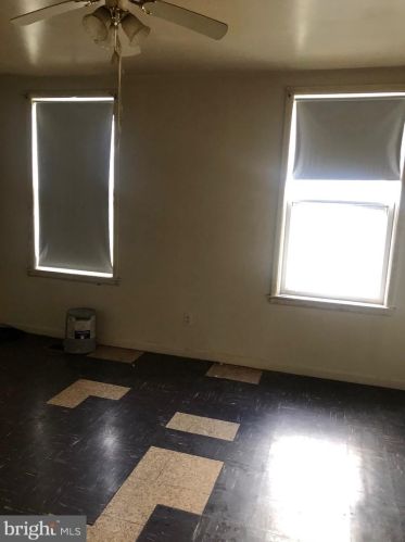 1814 22nd St, Philadelphia PA 19140-4703 exterior