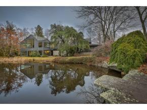 25 Meadow Dr, Hollis, NH 03049-6229