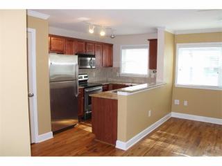 48 Peachtree Ave, Atlanta GA  30305-3036 exterior