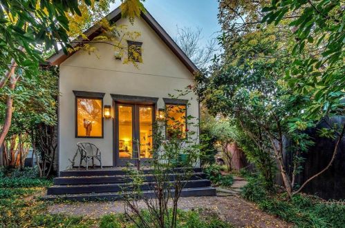 4321 Cresthaven Rd, Dallas TX  75209-3009 exterior