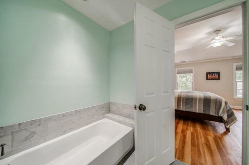10 Frst Rdg Ct, Atlanta GA  30350-1802 exterior