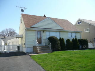 710 Bloomfield Ave, Clifton, NJ 07012-1238