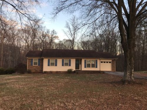 203 Dolly Rd, Ellisboro, NC 27025-8033