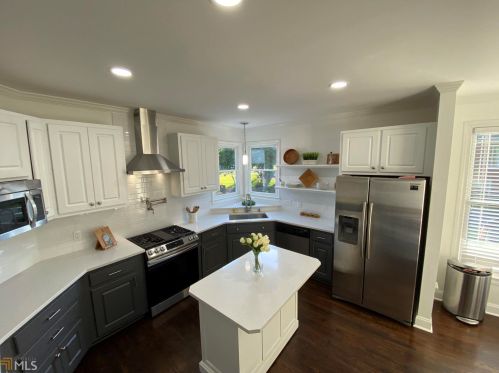954 Sundew Dr, Conyers GA  30013-2000 exterior