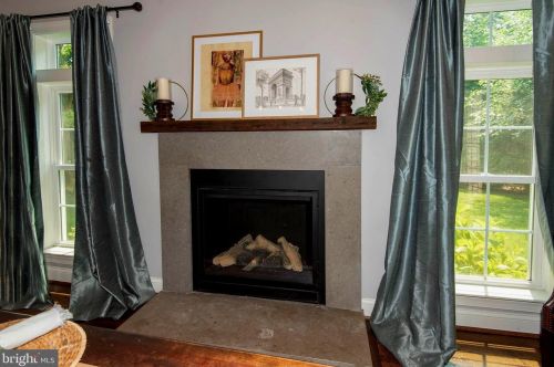 255 Lower Magothy Beach Rd, Severna Park MD  21146-2118 exterior