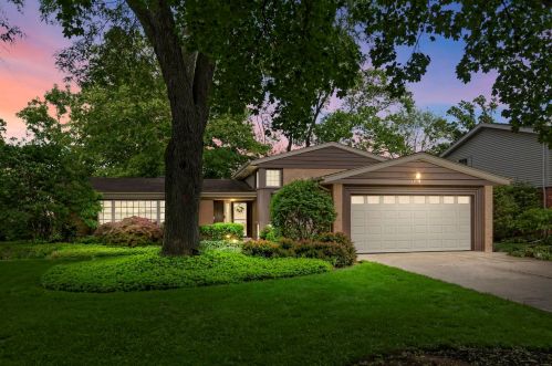 1219 Norman Ln, Bannockburn IL  60015-3115 exterior
