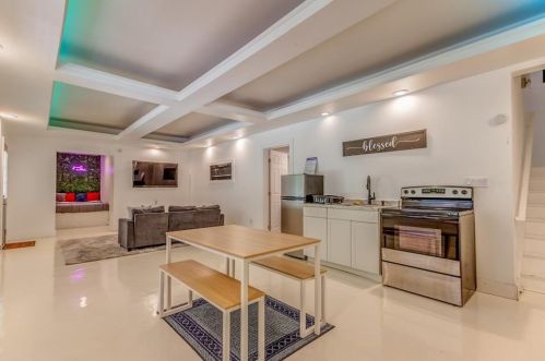 321 Mansfield Way, Stockbridge GA  30281-1579 exterior