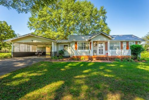 2888 Burning Bush Rd, Ringgold, GA 30736-5720