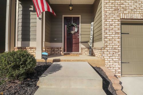 165 Southwind Cir, Newnan, GA 30265