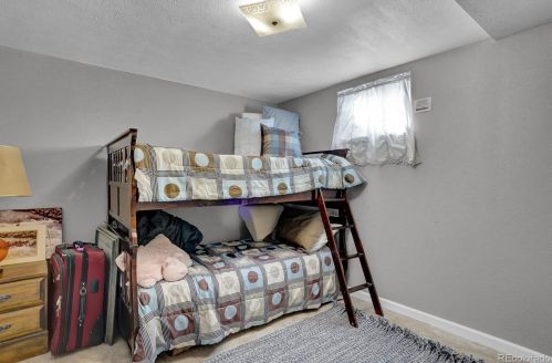 7035 Euclid Dr, Englewood CO 80111-4669 exterior