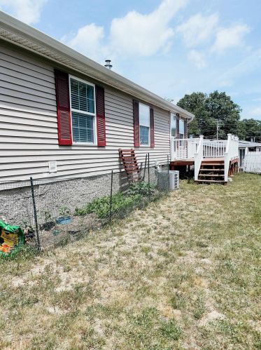 64 Blacksnake Rd, Seabrook, NH 03874-4310