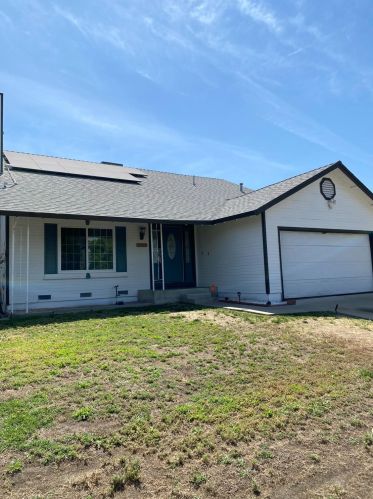 7004 Montauban Ave, Stockton, CA 95210-4150