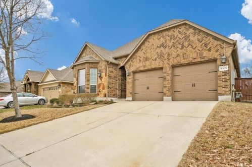 9305 Bentley Garner Ln, Austin TX  78748-3093 exterior
