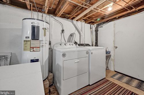 987 Baltimore St, Hanover PA  17331-4413 exterior