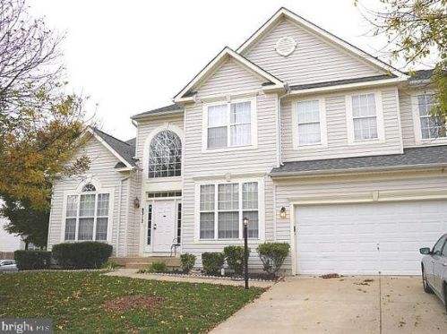 8312 Tenbrook Dr, Gainesville, VA 20155-3855