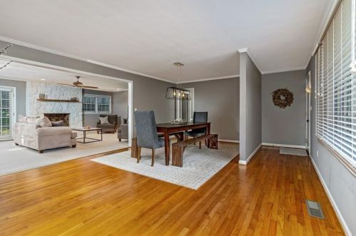 3862 Ensign Dr, Atlanta GA  30341-1836 exterior