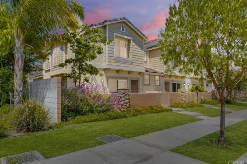 4911 Camp St, Cypress, CA 90630-2605
