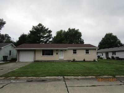 813 23rd St, Mattoon, IL 61938-5009