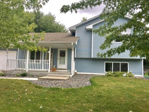 1140 Meadow Oak Dr, Monticello, MN 55362-8601