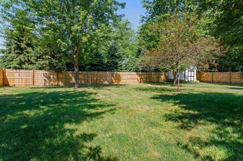 3319 Donald Ave, Saint Paul MN  55121-1707 exterior