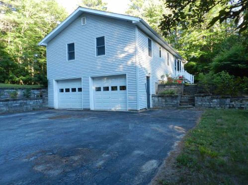 23 Castlerock Rd, Barrington, NH 03825-3813