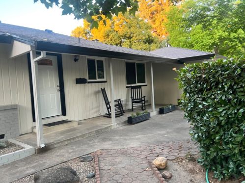 8813 Jonnie Way, Fair Oaks, CA 95628-3904