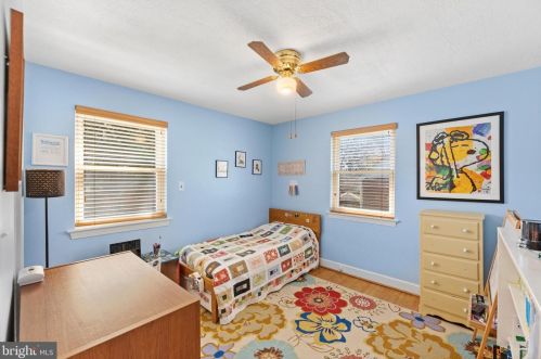 9905 Markham St, Silver Spring MD 20901-2233 exterior