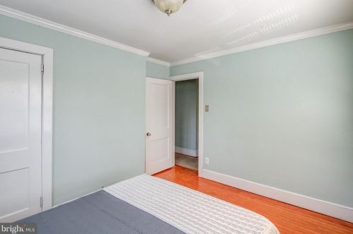 6 Evergreen Ln, Tavistock NJ 08033-1201 exterior