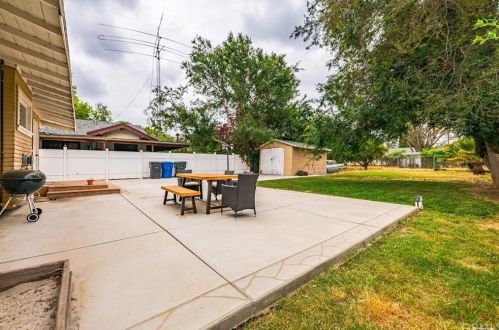 4310 Jurupa Ave, Riverside CA  92506-1766 exterior